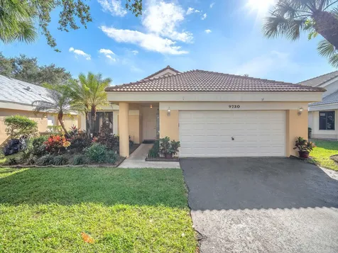 9720 NW 18th Drive Plantation FL 33322