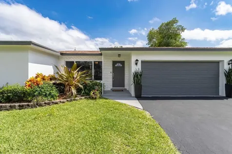 118 SE 29th Avenue Boynton Beach FL 33435