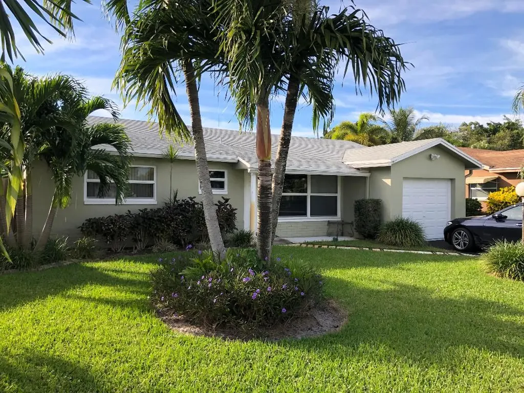 22741 SW 64th Way Boca Raton FL 33428