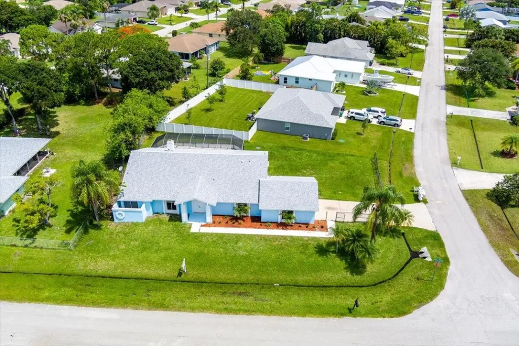 2431 SE Sapelo Avenue Port St Lucie FL 34952