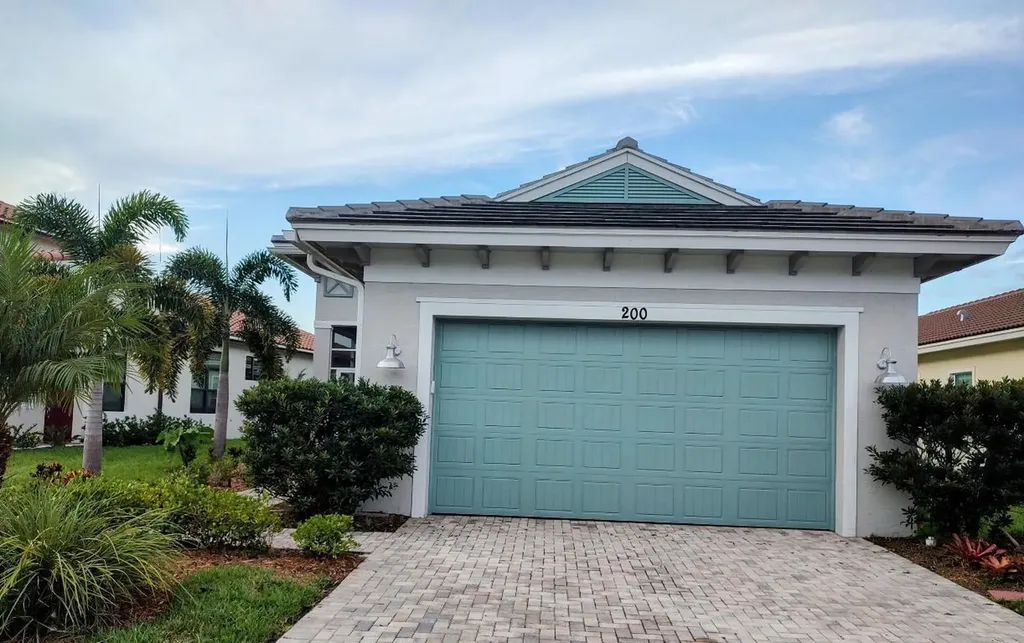200 SE Via Tirso Port St Lucie FL 34952