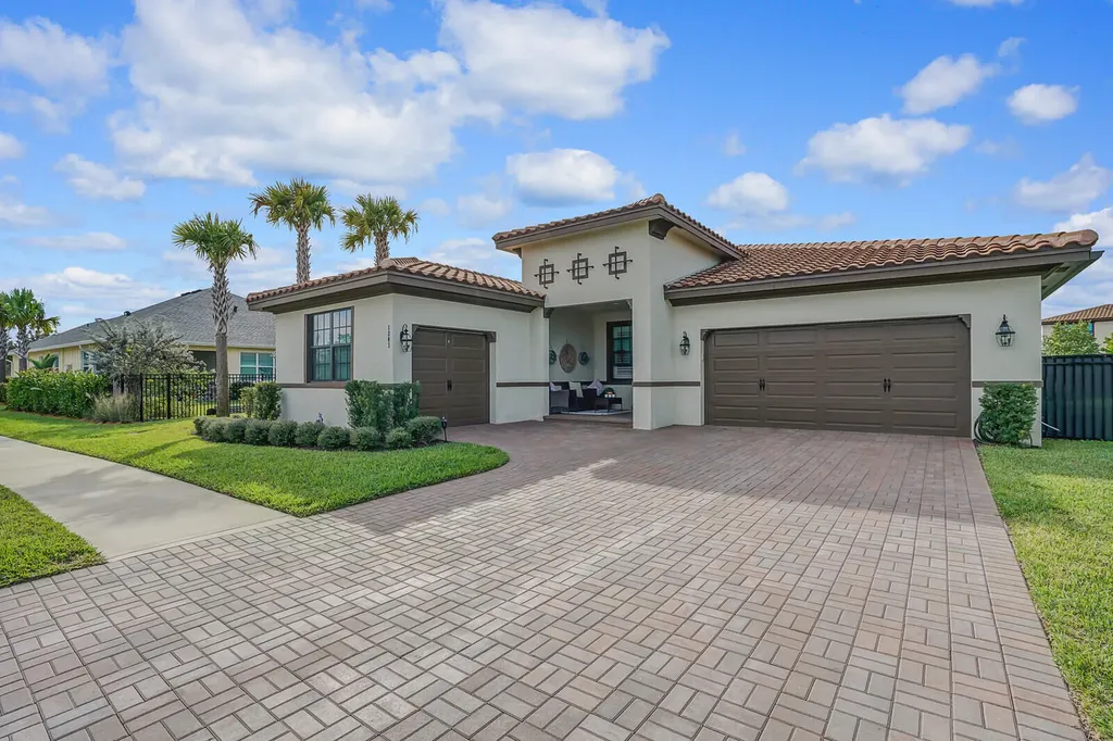 1203 Timber Reap Trail Loxahatchee FL 33470