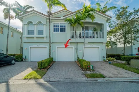 3165 Laurel Ridge Circle Riviera Beach FL 33404