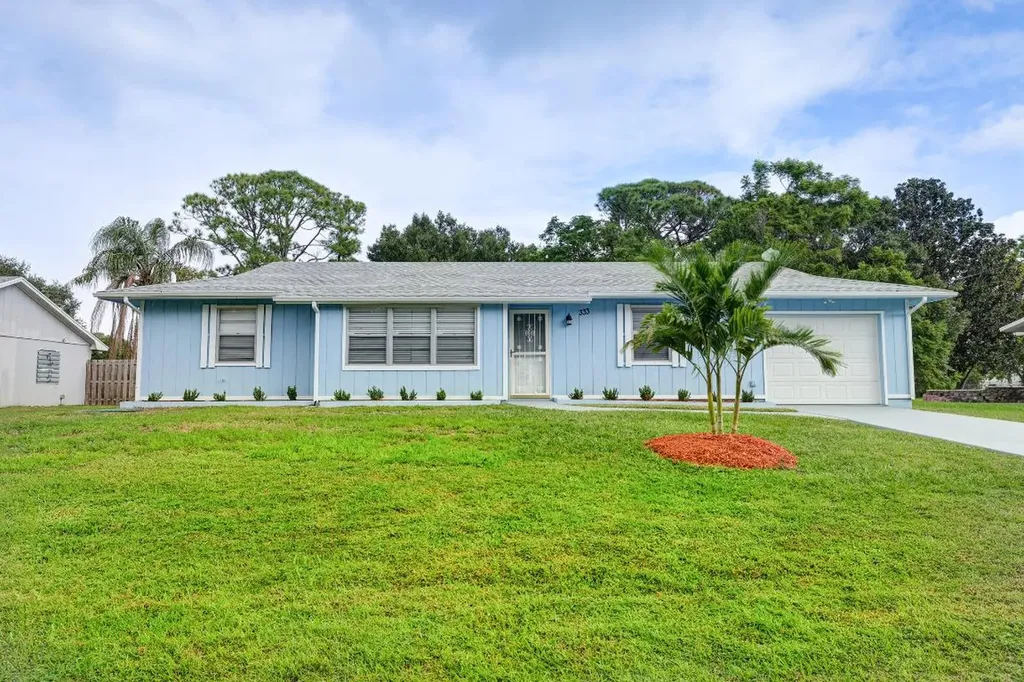 333 SE Thanksgiving Avenue Port St Lucie FL 34984