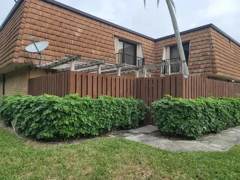2406 24th Lane Greenacres FL 33463