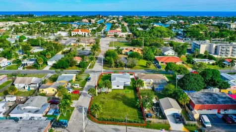 1101 SE 3rd Street Boynton Beach FL 33435