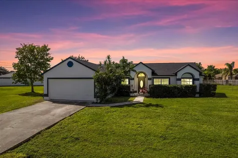 4570 SW Log Court Port St Lucie FL 34953