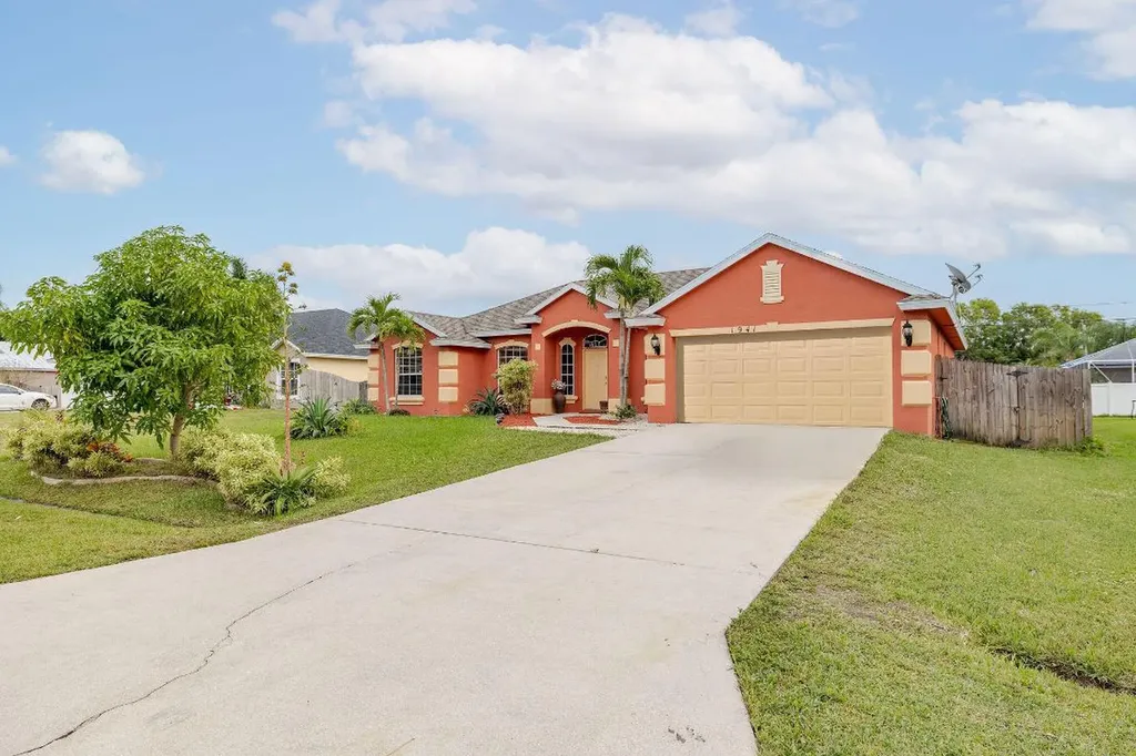 1941 SW Logan Street Port St Lucie FL 34953