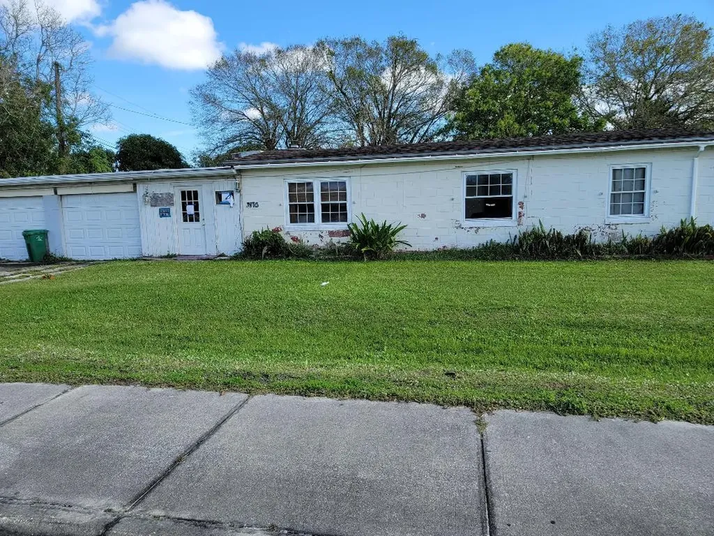 3176 S 25th Street Fort Pierce FL 34981