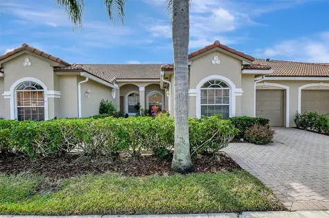 8394 Via Leonessa Boca Raton FL 33433