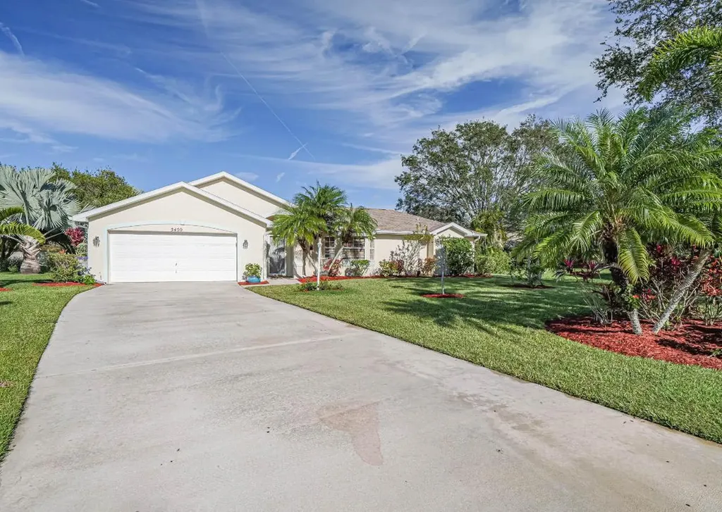 5450 2nd Place Vero Beach FL 32968