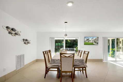 3781 S 25th Street Fort Pierce FL 34981