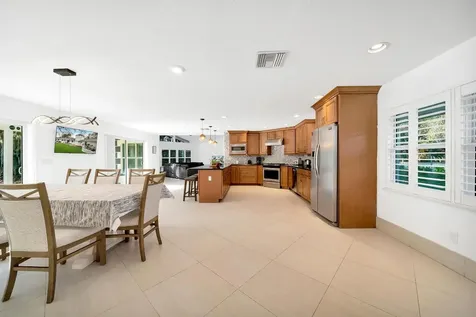 3781 S 25th Street Fort Pierce FL 34981