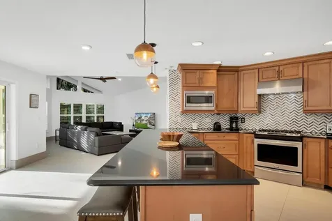3781 S 25th Street Fort Pierce FL 34981