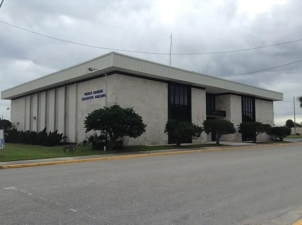 300 S 6th Street Fort Pierce FL 34950