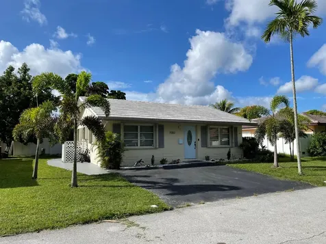 7002 NW 76th Drive Tamarac FL 33321