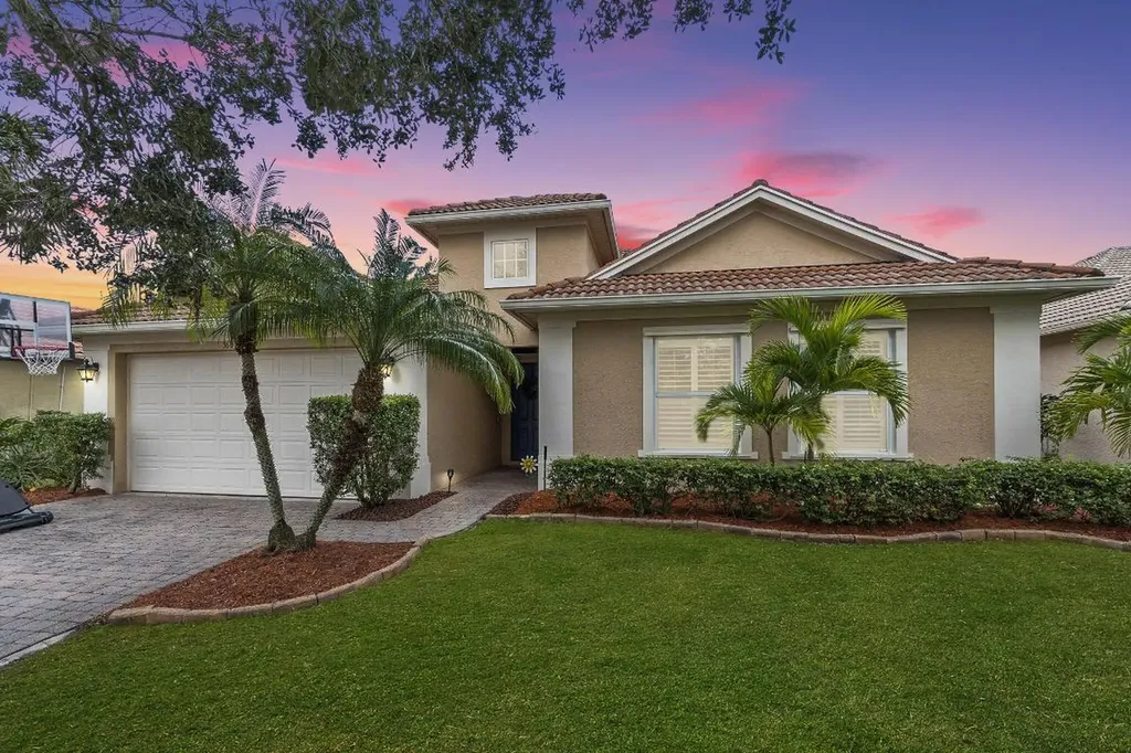 360 NW Sheffield Circle Port St Lucie FL 34983