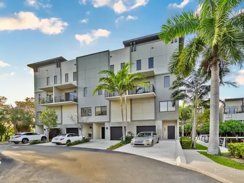 235 SE 4th Lane Pompano Beach FL 33060