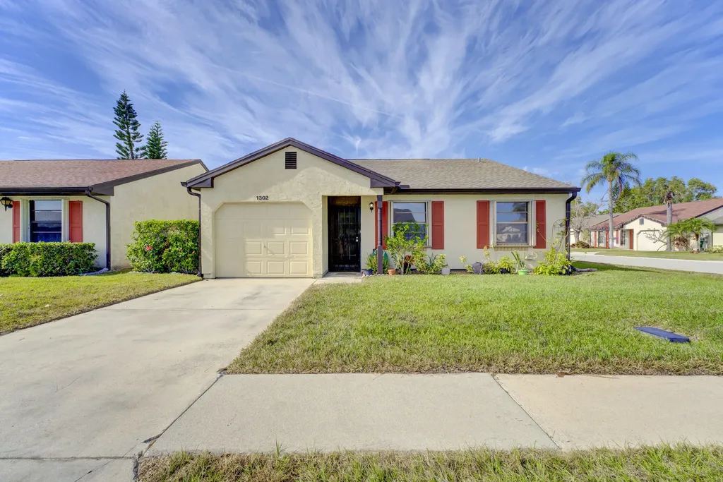 1302 SE Remington Court Port St Lucie FL 34952