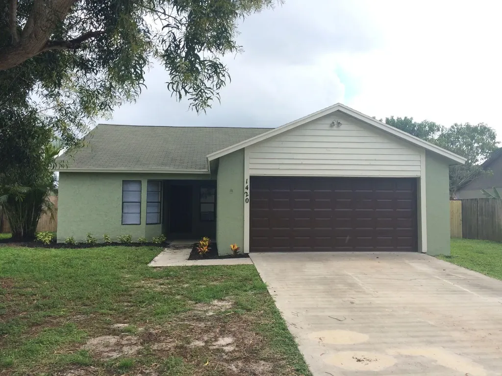 1420 Thornridge Lane Royal Palm Beach FL 33411