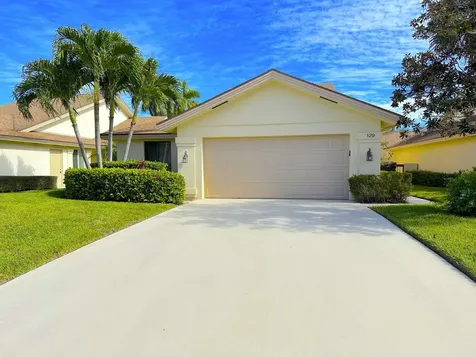 129 Harbourside Circle Jupiter FL 33477