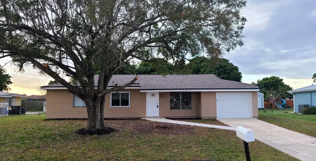362 SW Cherryhill Road Port St Lucie FL 34953