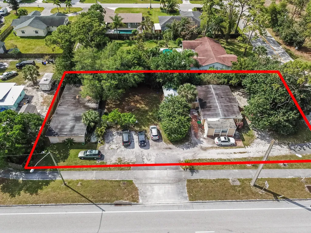 3 Akron Road Lake Worth FL 33467