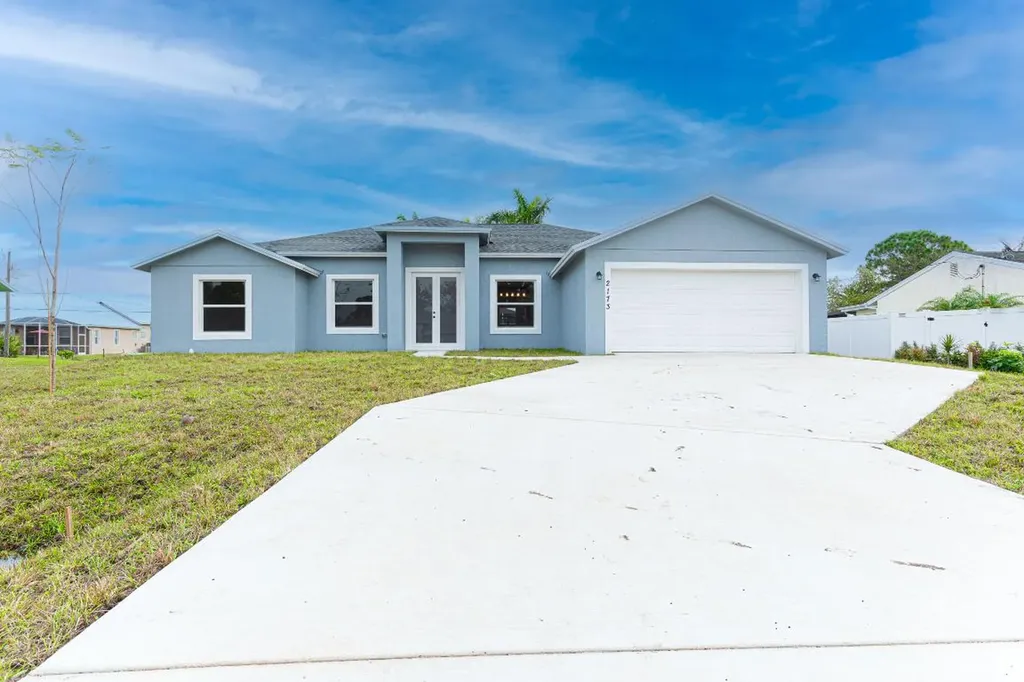 2173 SW Trenton Lane Port St Lucie FL 34984