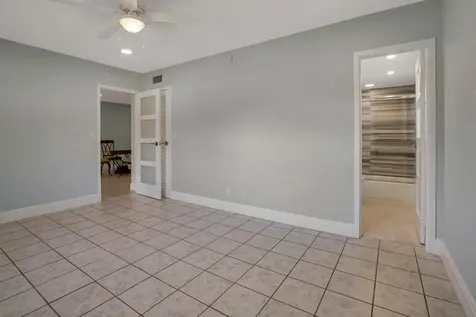 6 Abbey Lane Delray Beach FL 33446