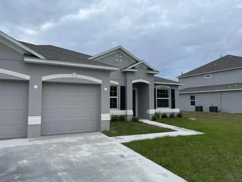 2026 SW Beauregard Street Port St Lucie FL 34953