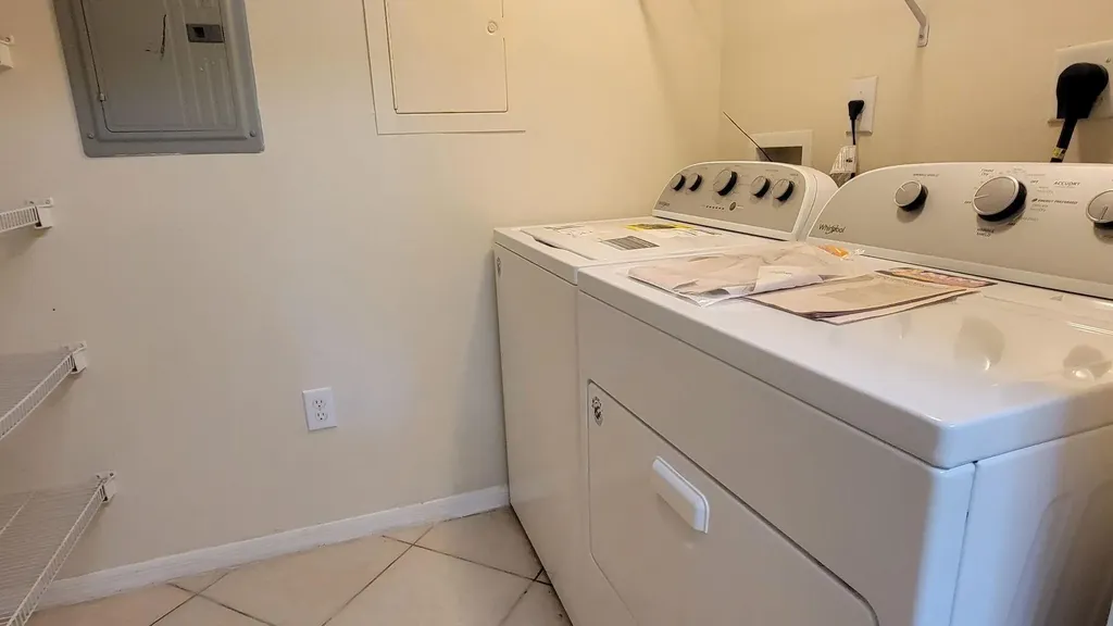 6533 Emerald Dunes Drive West Palm Beach FL 33411
