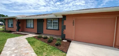 285 SW Bridgeport Drive Port St Lucie FL 34953