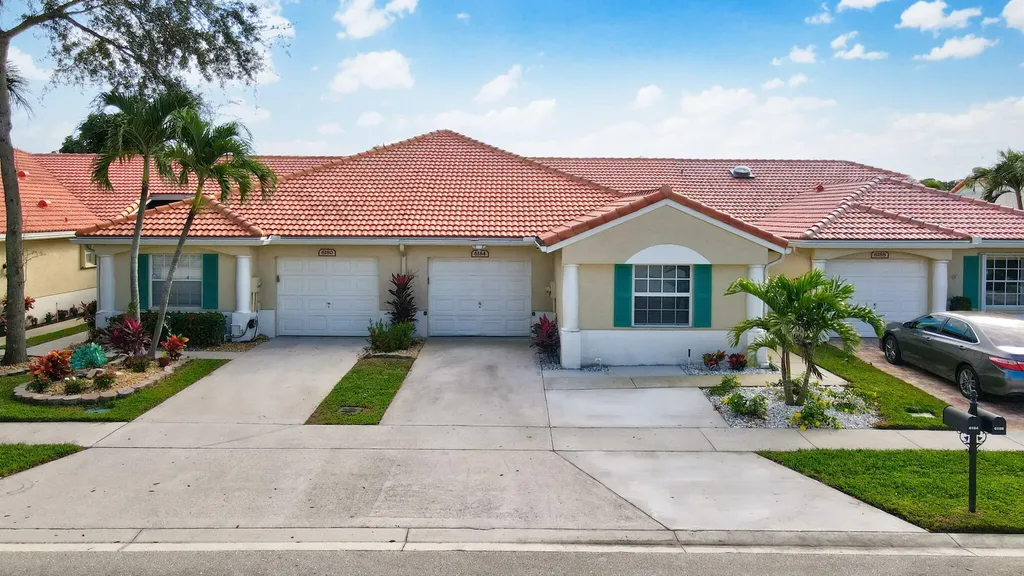 6184 Floral Lakes Drive Delray Beach FL 33484