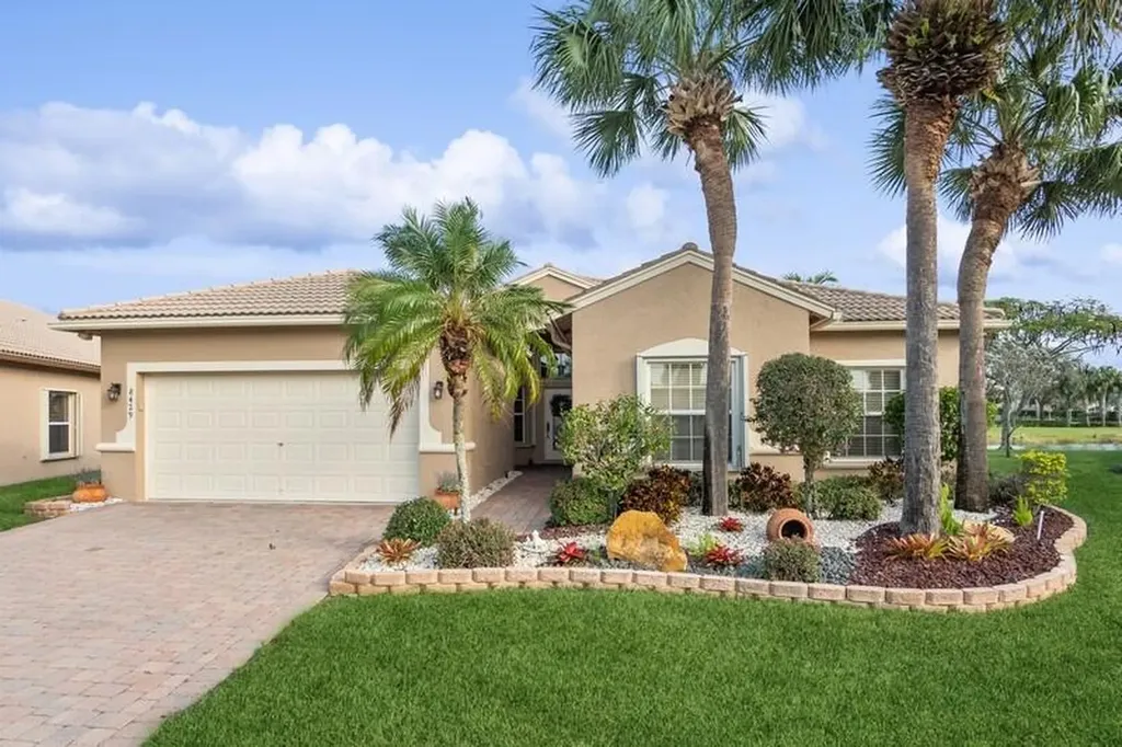 8429 Grand Messina Circle Boynton Beach FL 33472