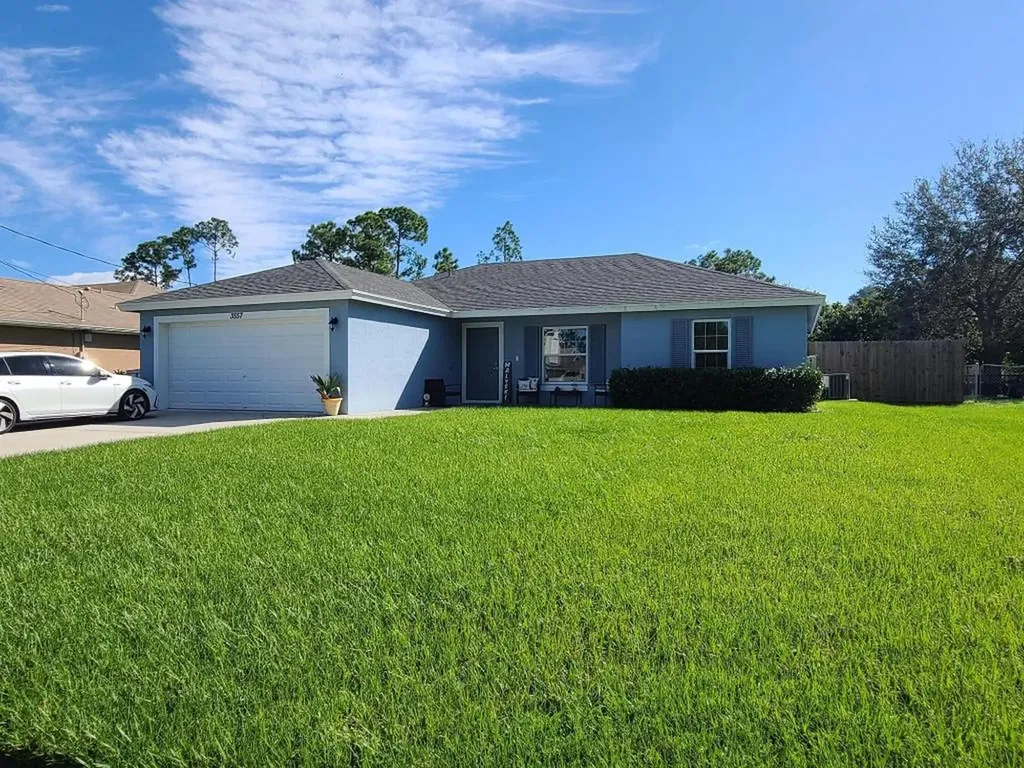 3557 SW Kromrey Street Port St Lucie FL 34953