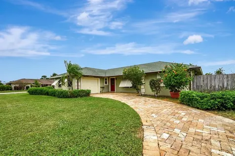 701 Palama Way Lantana FL 33462