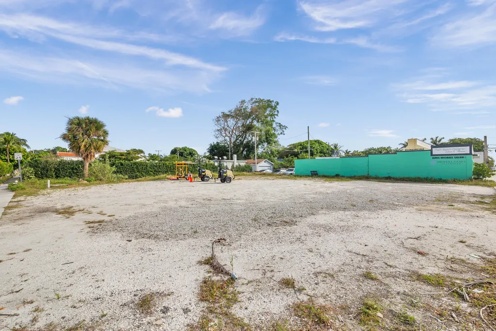 3500 S Dixie Highway West Palm Beach FL 33405