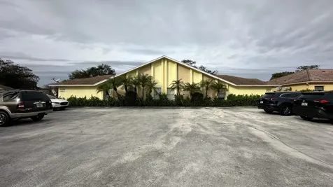 13707 Yarmouth Court Wellington FL 33414