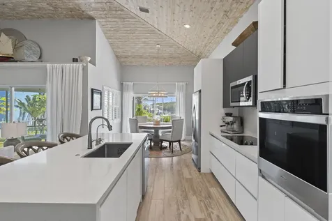 11 Sovereign Way Hutchinson Island FL 34949