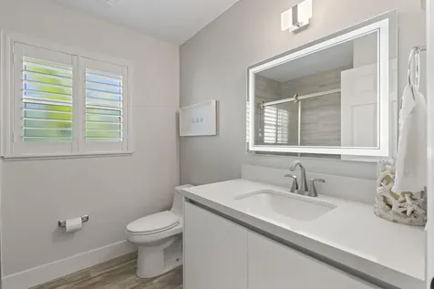 11 Sovereign Way Hutchinson Island FL 34949