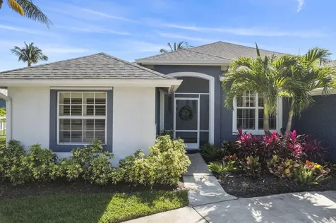 11 Sovereign Way Hutchinson Island FL 34949