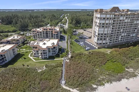 11 Sovereign Way Hutchinson Island FL 34949