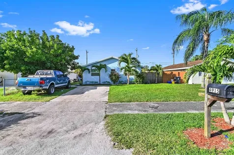 4915 Weymouth Street Lake Worth FL 33463
