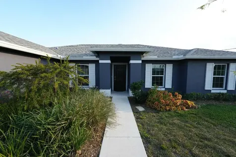 836 SW Squirrel Avenue Port St Lucie FL 34953