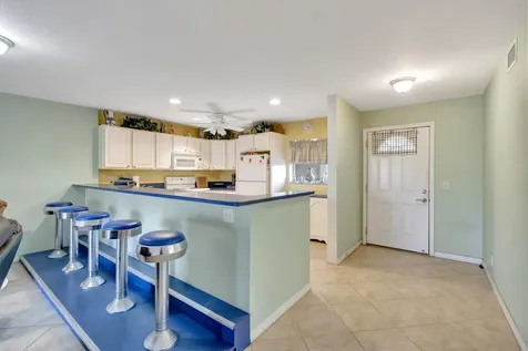 2400 NE 1st Lane Boynton Beach FL 33435