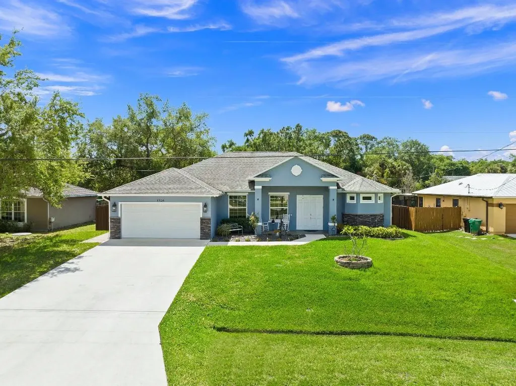 1726 SW Bradway Lane Port St Lucie FL 34953