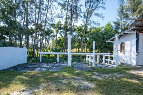 1044 D Road Loxahatchee Groves FL 33470