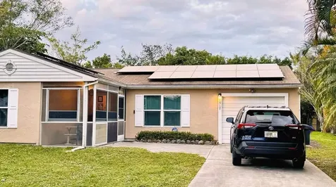 1517 SE Minorca Avenue Port St Lucie FL 34952