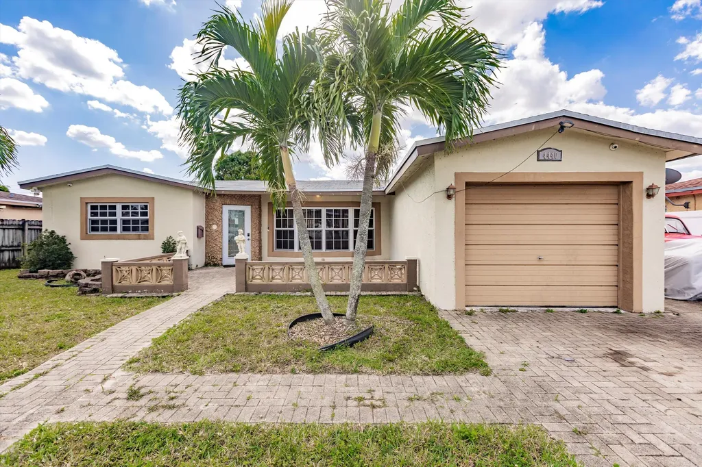 4440 NW 43rd Street Lauderdale Lakes FL 33319