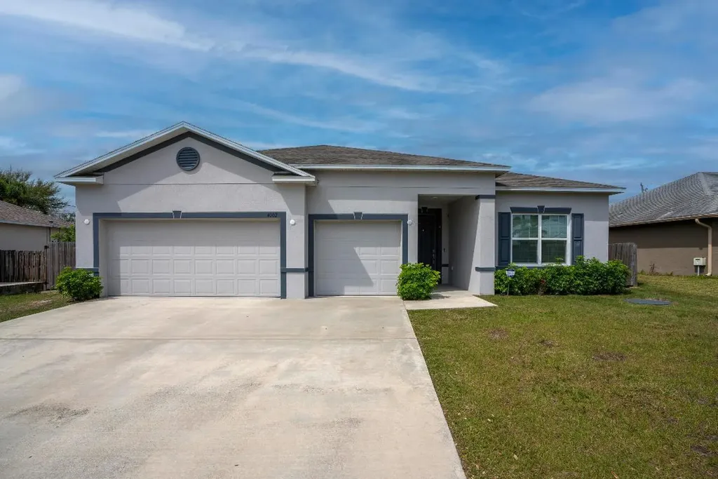 4002 SW Bamberg Street Port St Lucie FL 34953